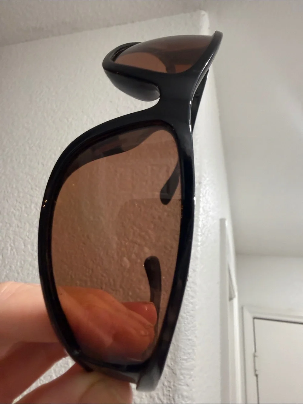Retro 90s polarized wraparound Black Frame Sunglasses with sheer Brown Lenses